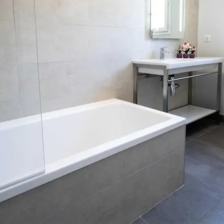 L'ile-rousse Sleeps 4 Pool Air Con T805882 Casa vacanze *